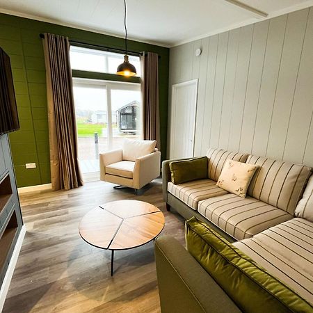 Westlands Country Park Hotel Annan Kültér fotó