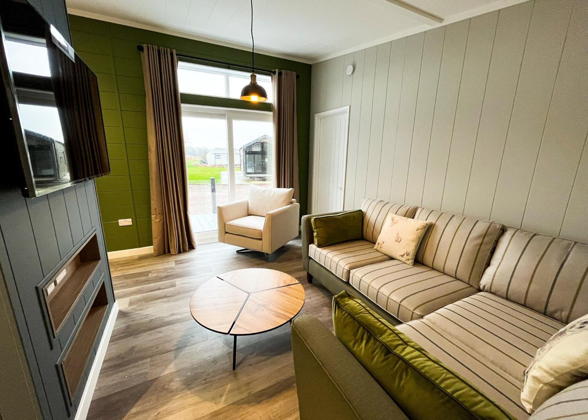 Westlands Country Park Hotel Annan Kültér fotó