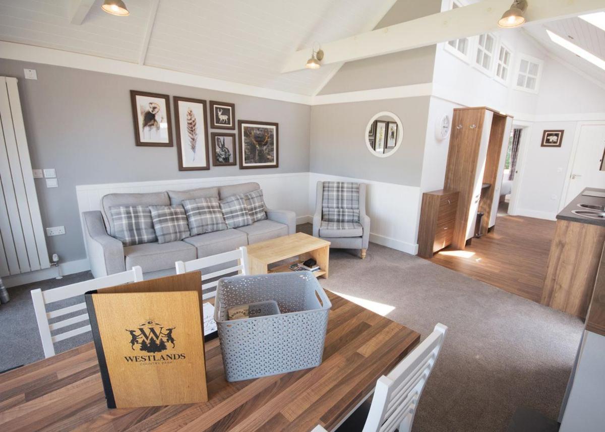 Westlands Country Park Hotel Annan Kültér fotó