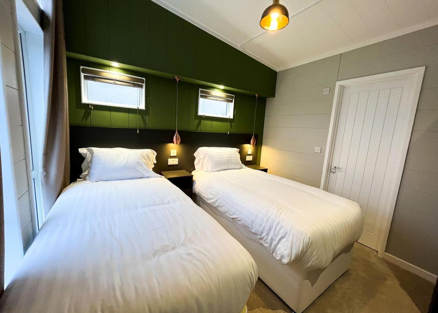 Westlands Country Park Hotel Annan Kültér fotó