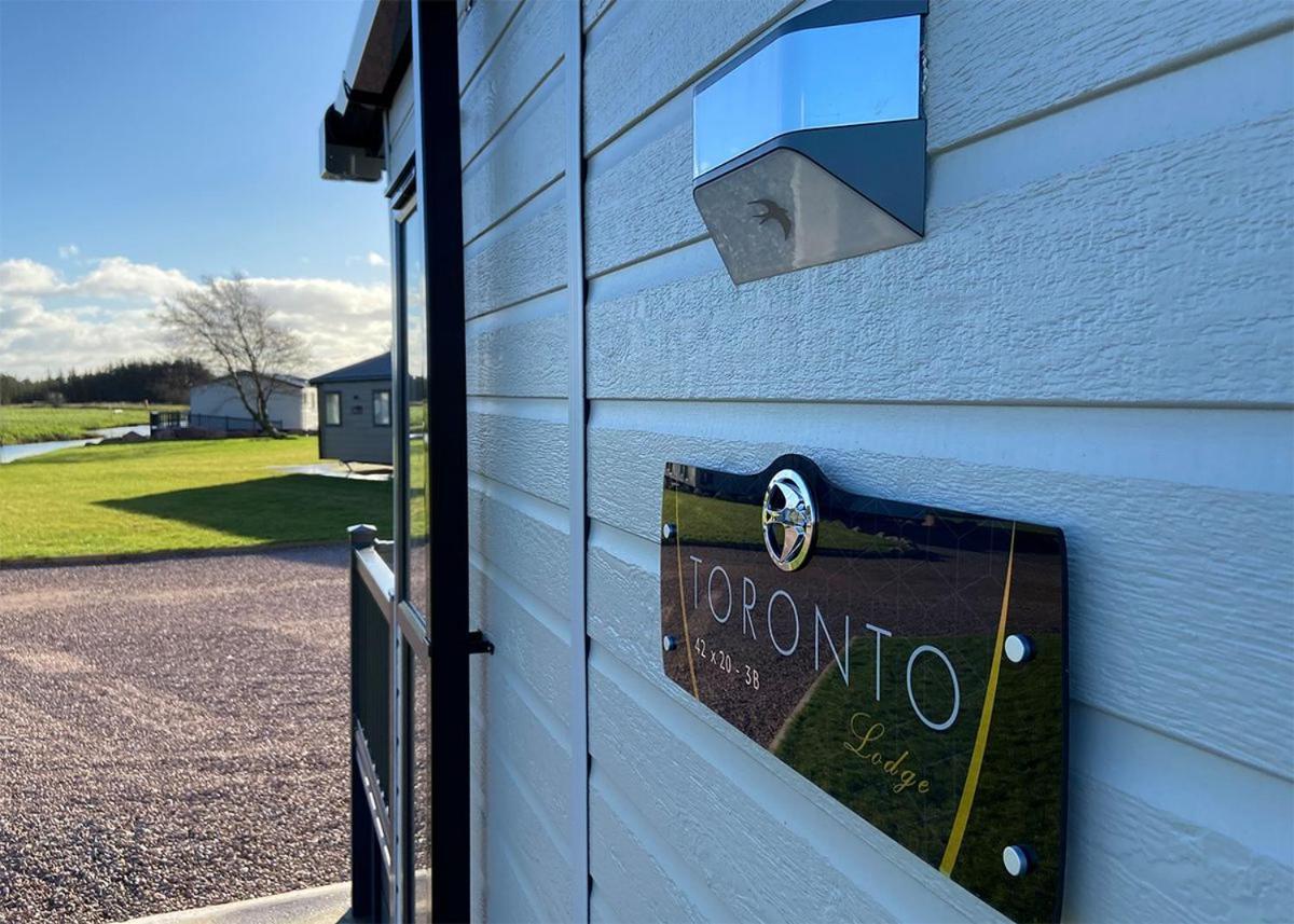 Westlands Country Park Hotel Annan Kültér fotó